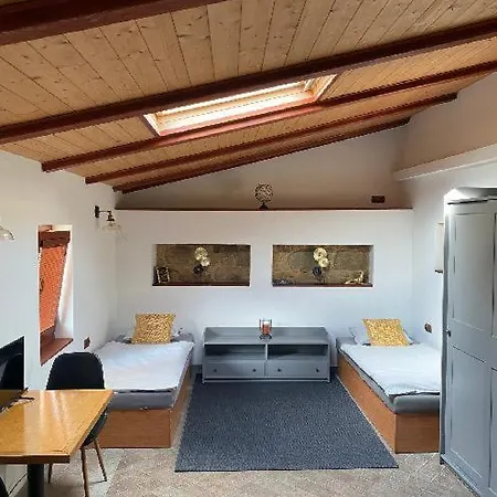 Lucia - 6 Apartamento